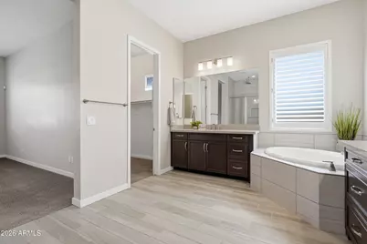 9402 W Patrick Lane, Peoria, AZ 85383 - Photo 22