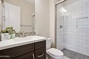 9402 W Patrick Ln, Peoria, AZ 85383 - Photo 30