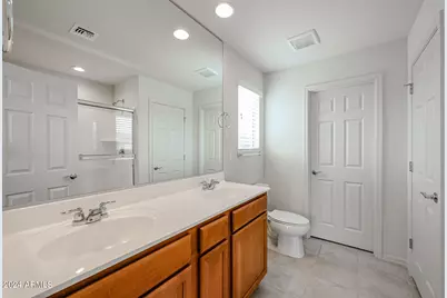 9037 W Luke Avenue, Glendale, AZ 85305 - Photo 16