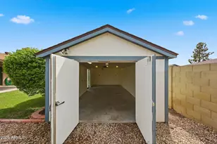 17220 N 36th Ln, Glendale, AZ 85308 - Photo 36