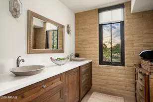 8400 E Dixileta Dr, Scottsdale, AZ 85266 - Photo 30