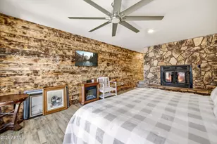 2250 Grizzly Dr, Overgaard, AZ 85933 - Photo 26