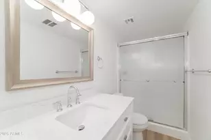 1802 W Wahalla Ln, Phoenix, AZ 85027 - Photo 2