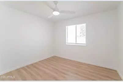 1802 W Wahalla Lane, Phoenix, AZ 85027 - Photo 14