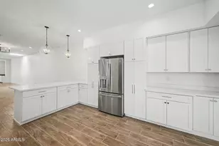 2322 S Rogers, Mesa, AZ 85202 - Photo 18