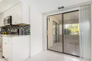 9445 N 94th Pl, Scottsdale, AZ 85258 - Photo 6