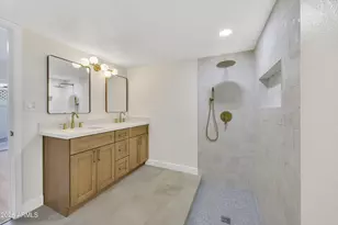 2819 N 49th St, Phoenix, AZ 85008 - Photo 16