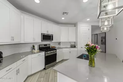 4113 S 93rd Drive, Tolleson, AZ 85353 - Photo 8