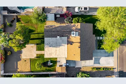 5748 N 12th Place, Phoenix, AZ 85014 - Photo 38