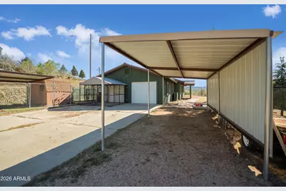 18059 S Country Club Drive, Kirkland, AZ 86332 - Photo 4