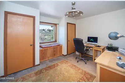 18059 S Country Club Drive, Kirkland, AZ 86332 - Photo 28