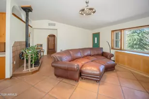 18059 S Country Clb Dr, Kirkland, AZ 86332 - Photo 10