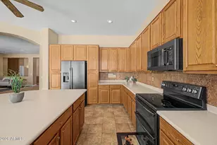 17607 W Eagle Dr, Goodyear, AZ 85338 - Photo 12