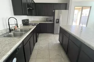 18582 W Carlota Ln, Surprise, AZ 85387 - Photo 8