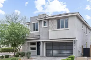 3231 E Bryce Ln, Phoenix, AZ 85050 - Photo 2