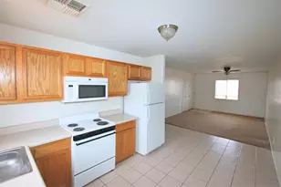 15588 S Yava Rd, Arizona City, AZ 85123 - Photo 4