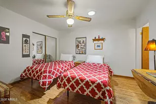 1132 E Flynn Ln, Phoenix, AZ 85014 - Photo 22