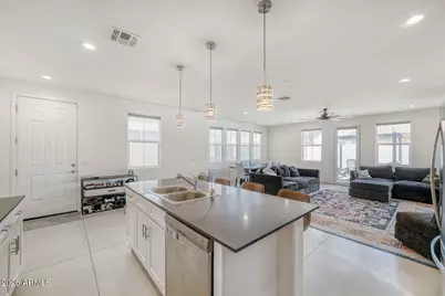 3218 W Glendale Avenue #24, Phoenix, AZ 85051 - Photo 4