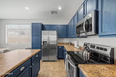 17923 W Palo Verde Avenue, Waddell, AZ 85355 - Photo 14