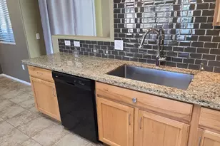 16825 N 14th St, Phoenix, AZ 85022 - Photo 12