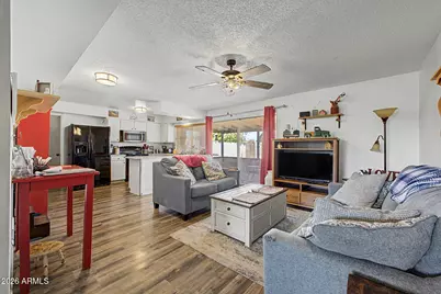 4049 W Cinnabar Avenue, Phoenix, AZ 85051 - Photo 8