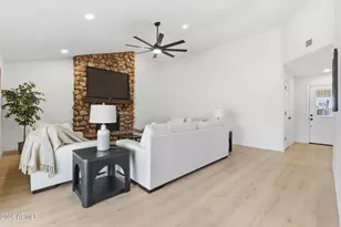 2452 E Juanita Ave, Mesa, AZ 85204 - Photo 8