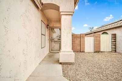 18086 W Skyline Drive, Surprise, AZ 85374 - Photo 4