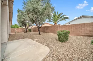 18086 W Skyline Dr, Surprise, AZ 85374 - Photo 38