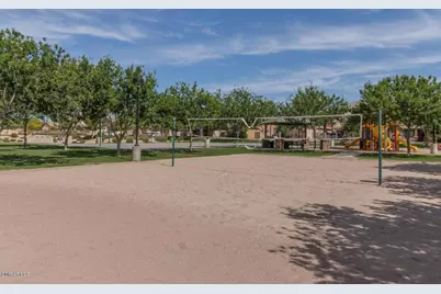 1956 S Falcon Drive, Gilbert, AZ 85295 - Photo 4