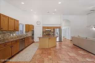 949 E Knoll St, Mesa, AZ 85203 - Photo 10