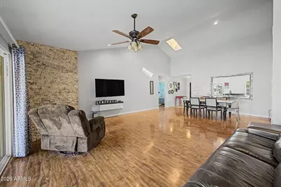 12102 N 79th Avenue, Peoria, AZ 85345 - Photo 6