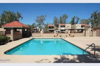 2807 E Paradise Lane #Apt 102, Phoenix, AZ 85032 - Photo 12
