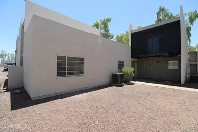 2807 E Paradise Lane #Apt 102, Phoenix, AZ 85032 - Photo 2