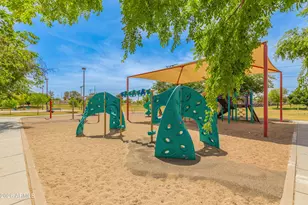 6725 S Taylor Dr, Tempe, AZ 85283 - Photo 52