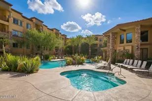 5450 E Deer Valley Dr E, Phoenix, AZ 85054 - Photo 24