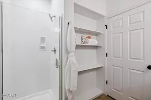 5450 E Deer Valley Dr E, Phoenix, AZ 85054 - Photo 20