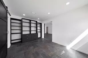 7031 E Loma Land Dr, Scottsdale, AZ 85257 - Photo 24