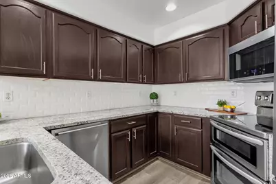 16715 E El Lago Boulevard #205, Fountain Hills, AZ 85268 - Photo 10