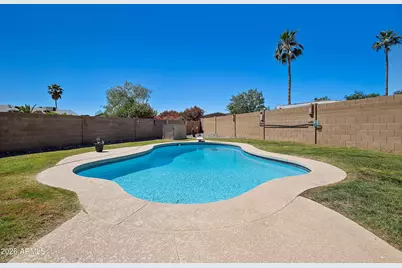6763 N 84th Lane, Glendale, AZ 85305 - Photo 2