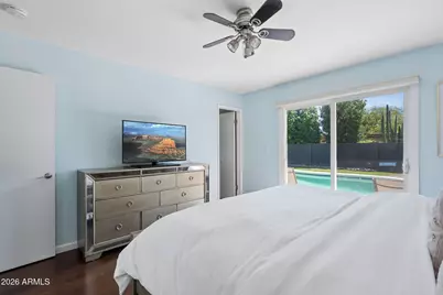 8319 E Bonnie Rose Avenue, Scottsdale, AZ 85250 - Photo 12