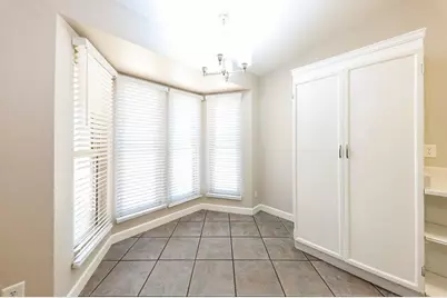 7008 W Canterbury Drive, Peoria, AZ 85345 - Photo 6