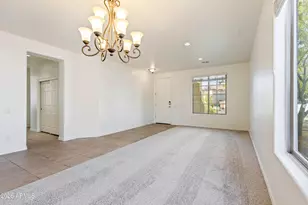 25307 N 51st Dr, Phoenix, AZ 85083 - Photo 6