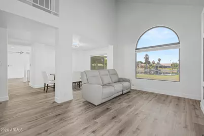125 S Lakeview Boulevard, Chandler, AZ 85225 - Photo 8