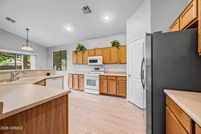9231 W Salter Drive, Peoria, AZ 85382 - Photo 2
