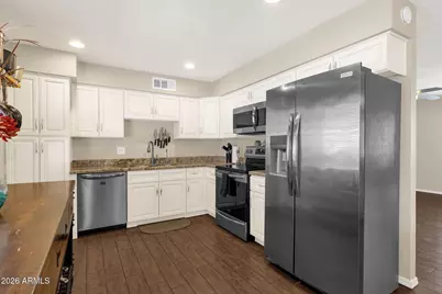 5719 W Zoe Ella Way, Glendale, AZ 85306 - Photo 4