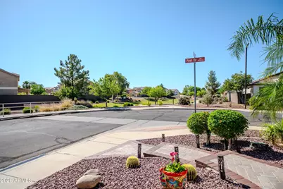 16514 N 177th Drive, Surprise, AZ 85388 - Photo 8