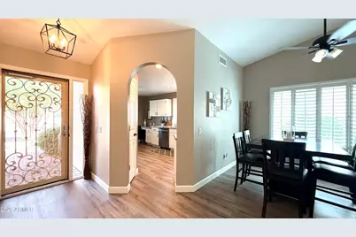26226 S Flame Tree Drive, Sun Lakes, AZ 85248 - Photo 2