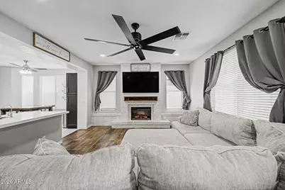 8636 W Cinnabar Avenue, Peoria, AZ 85345 - Photo 2