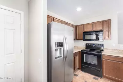 23690 W Bowker Street, Buckeye, AZ 85326 - Photo 8