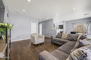 2562 E Riviera Dr, Chandler, AZ 85249 - Photo 8
